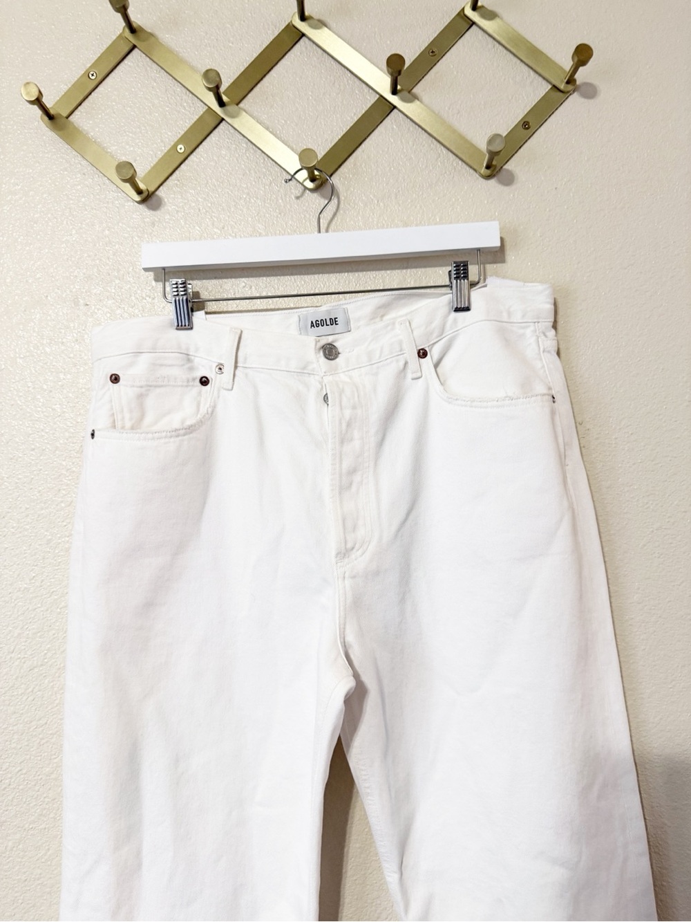 Agolde Fran Low Slung Easy Straight
Jeans in Milkshake Off White Button Fly NEW - Picture 14 of 16